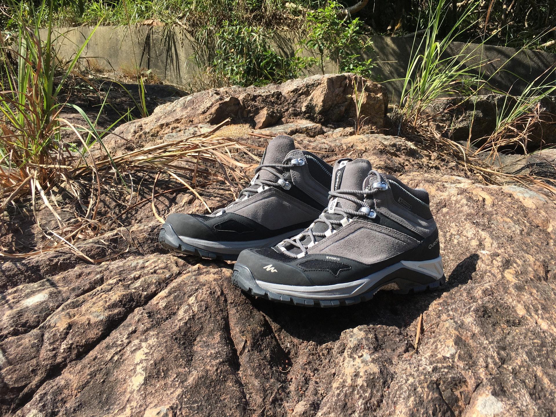 迪卡侬登山徒步值得买的,迪卡侬登山鞋值不值得买