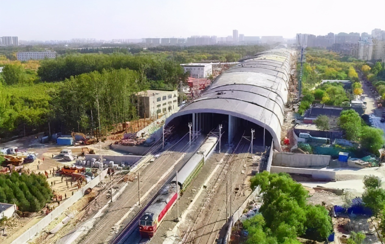 京沈高铁首趟检测列车发车!从沈阳到北京,2.5小时足够了