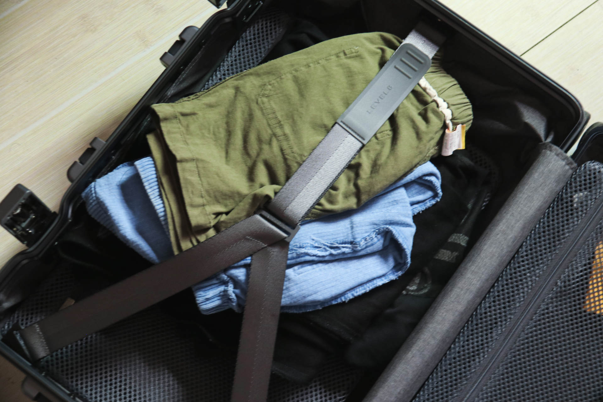 地平线8号level8双肩包测评299,地平线8号level820英寸行李箱价格