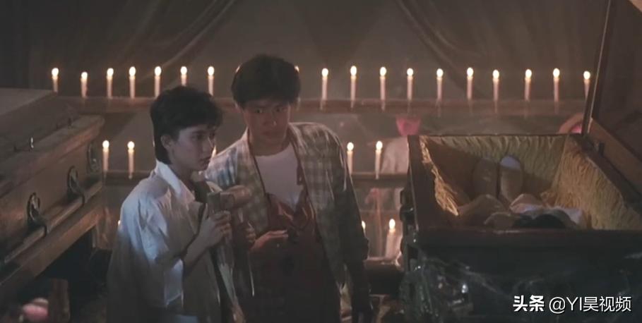 张学友经典喜剧，许冠英搞笑担当，头顶*裤内**斗僵尸《猛鬼差馆》