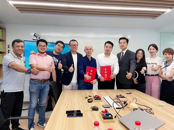 多元动态｜多元季高集团全面升级战略合作伙伴关系