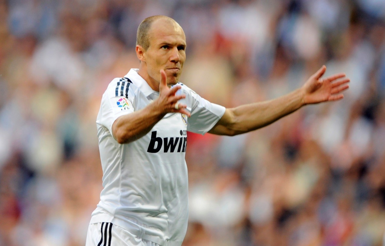 外援帮派的那些事儿：米兰双雄选择各不相同，巴萨一度偏爱荷兰帮