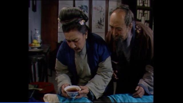 红楼梦为什么叫贾宝玉,红楼梦宝鉴是什么意思