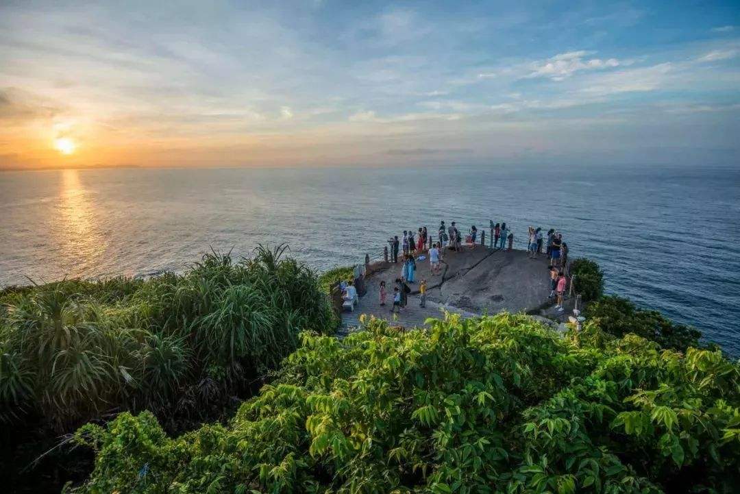 强烈推荐三亚五日游自由行线路,三亚三日游经典路线推荐