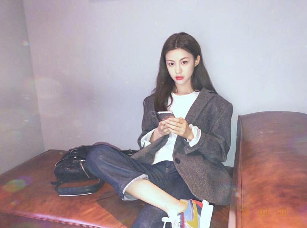 休闲西装花哨,时尚休闲西装减龄又洋气