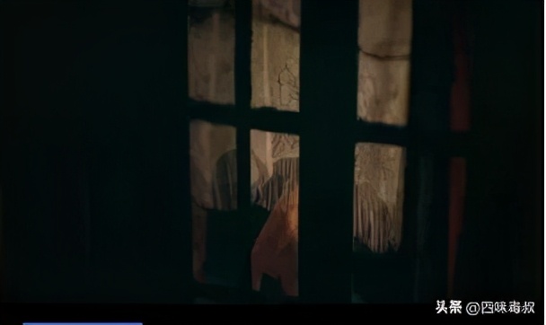 看不懂才低俗，看懂了很高级——《文胸奇缘》