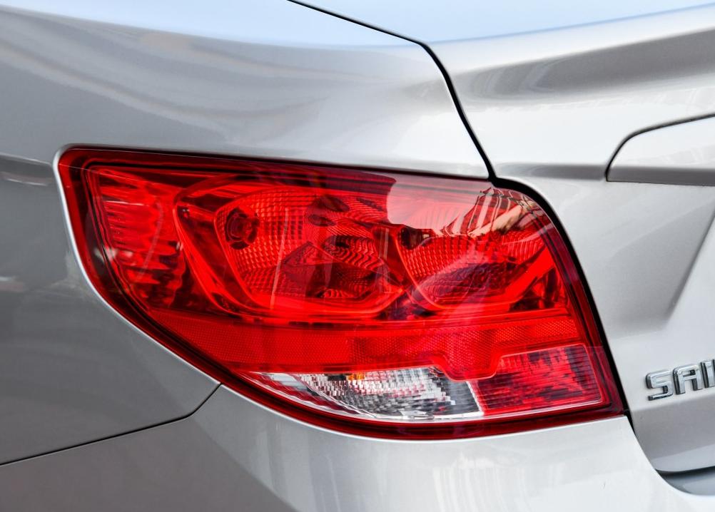 最省油的五座家庭代步车,最省油5万家用代步汽车