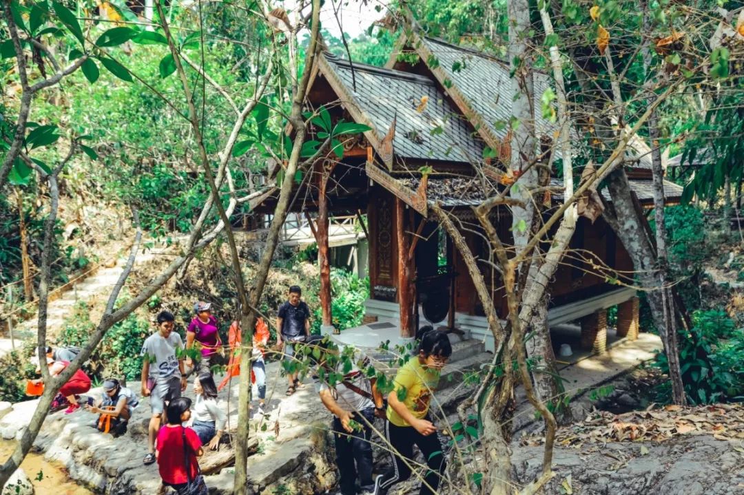 在清迈逛夜市感受泰国人慢生活,去清迈享受放下脚步的慢生活