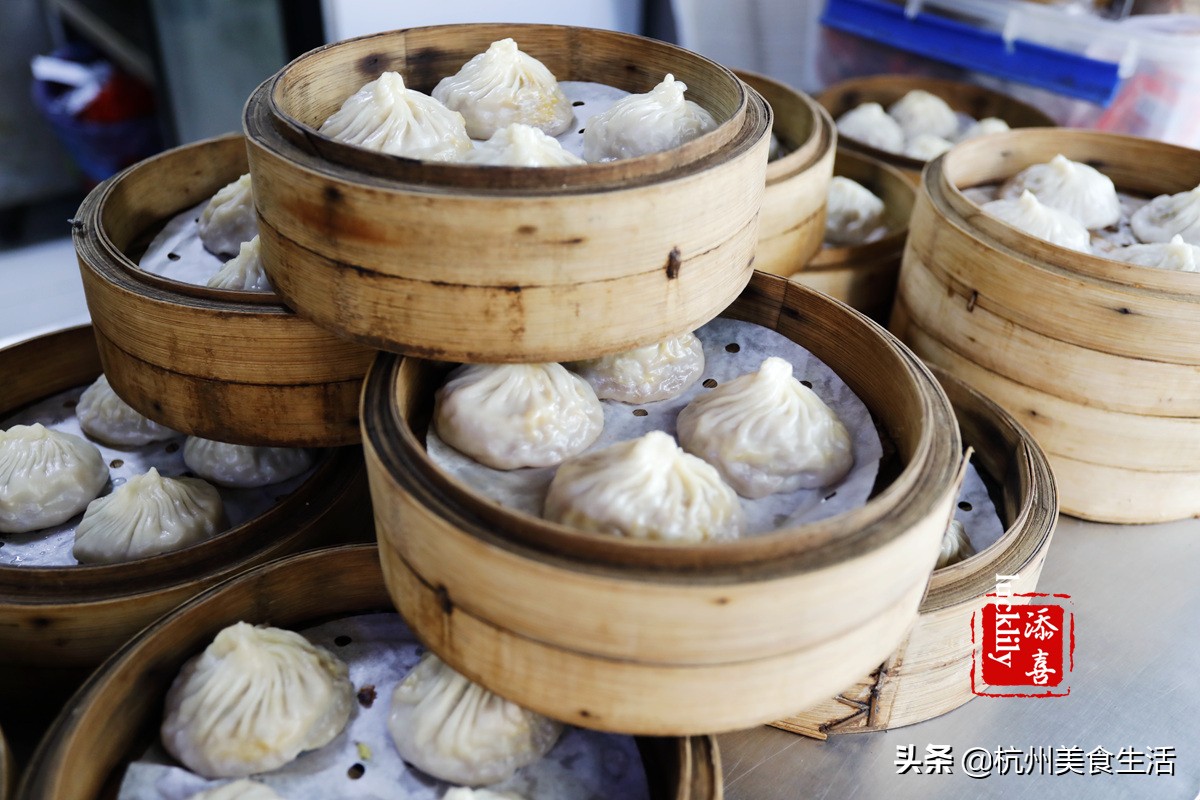 镇江美食三茅宫地锅鸡,镇江美食推荐锅盖面