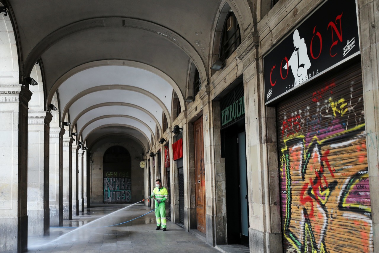 西班牙封城禁止出门吗,欧洲疫情最严重的国家西班牙