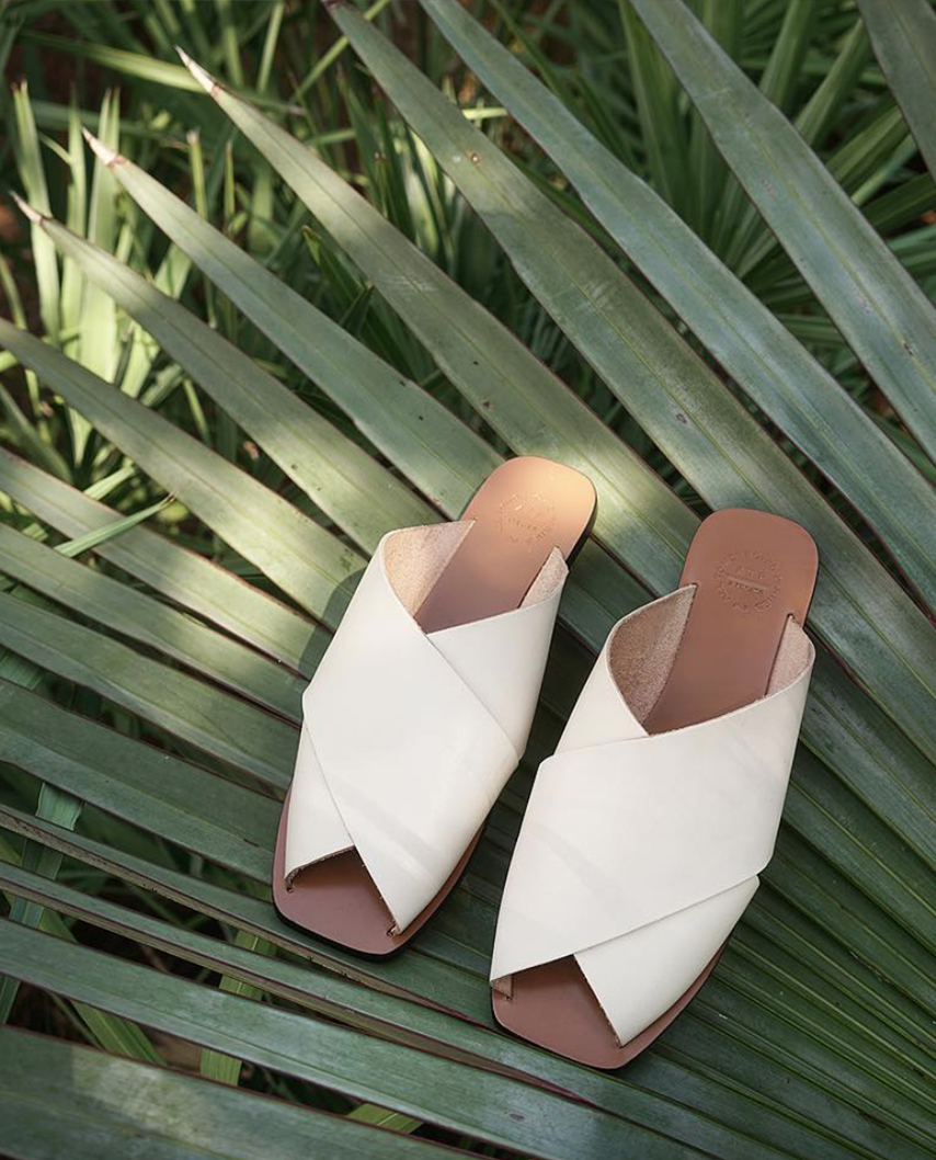 一眼掳获目光的流畅线条:北欧小众手袋及鞋履品牌ATPAtelier