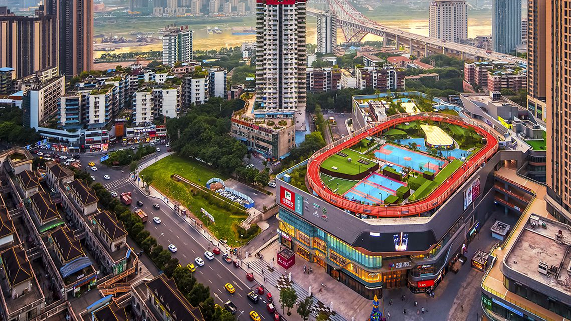 重庆弹子石老街和洪崖洞哪个好看,重庆洪崖洞vs成都宽窄巷子