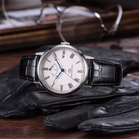 适合学生党戴的高颜值千元手表,高中生适合戴哪一款卡西欧的手表