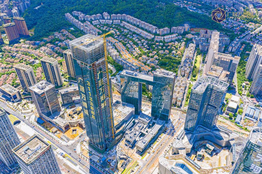 大学城和万博哪个好,惊喜吗翻译