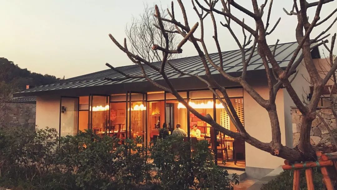 王受之说设计师与艺术家,设计师王受之讲座