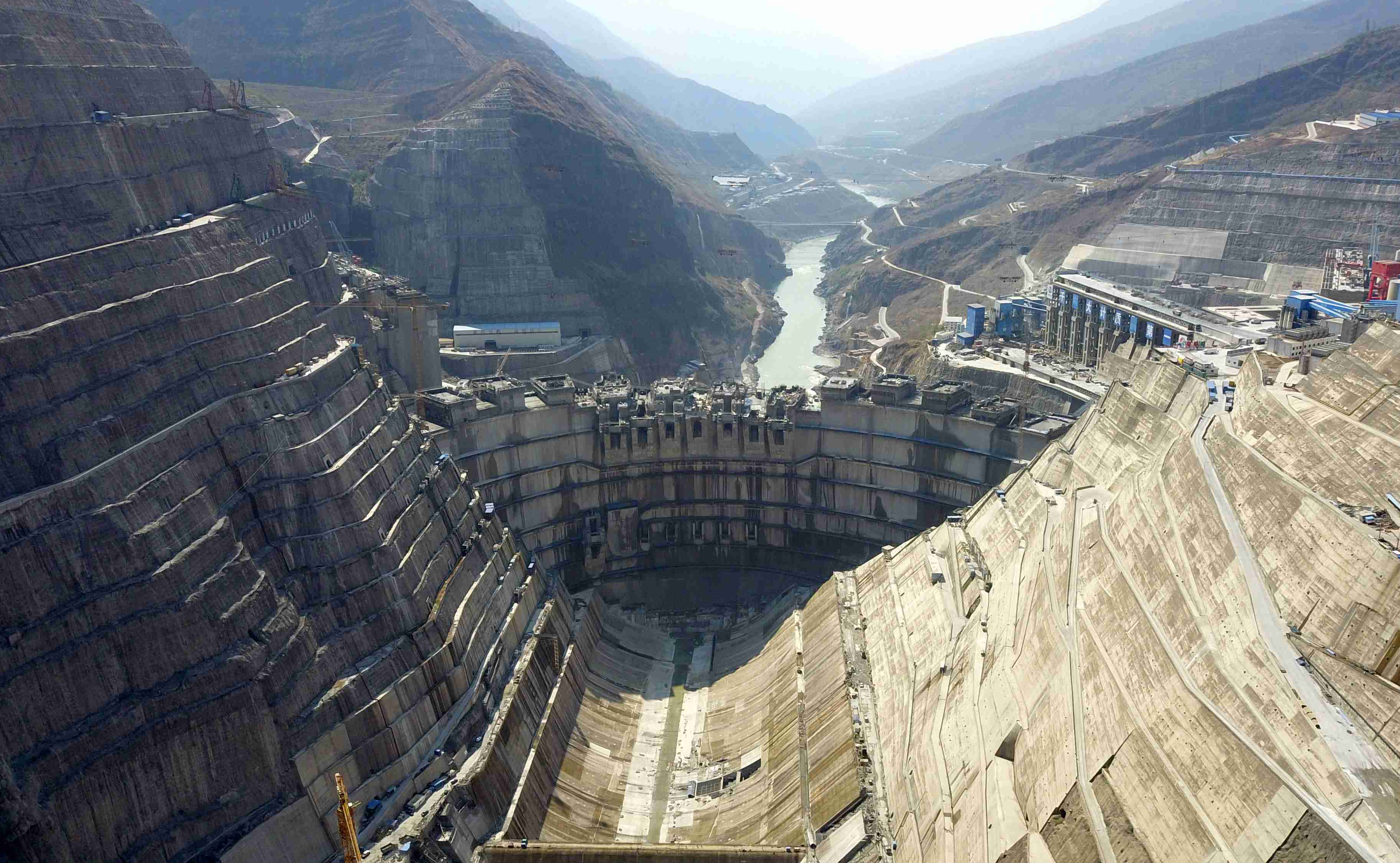 中国最大最震撼工程,西南1900公里超级工程