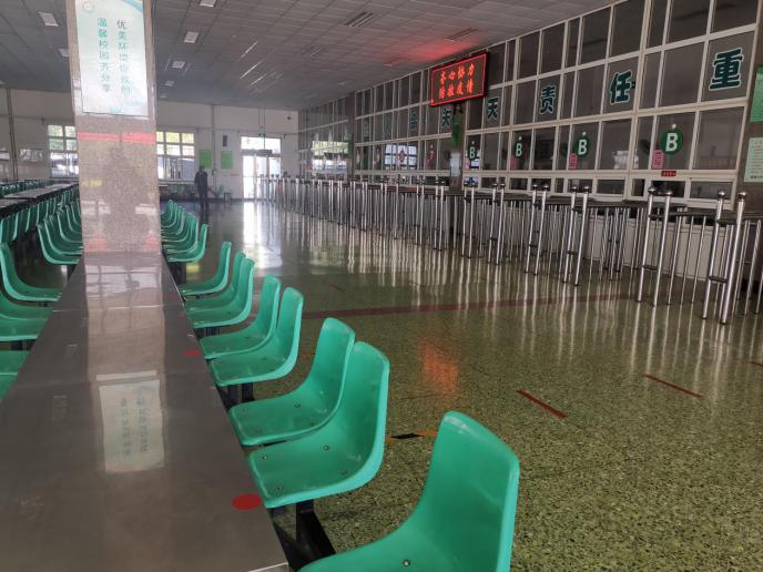 久违的校园期待回归,久违的校园静待归来