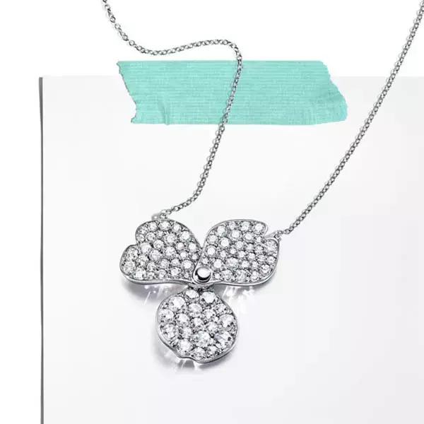 到这个大街小巷都能拍出ins风网红照的地方，过不一样的异域春节