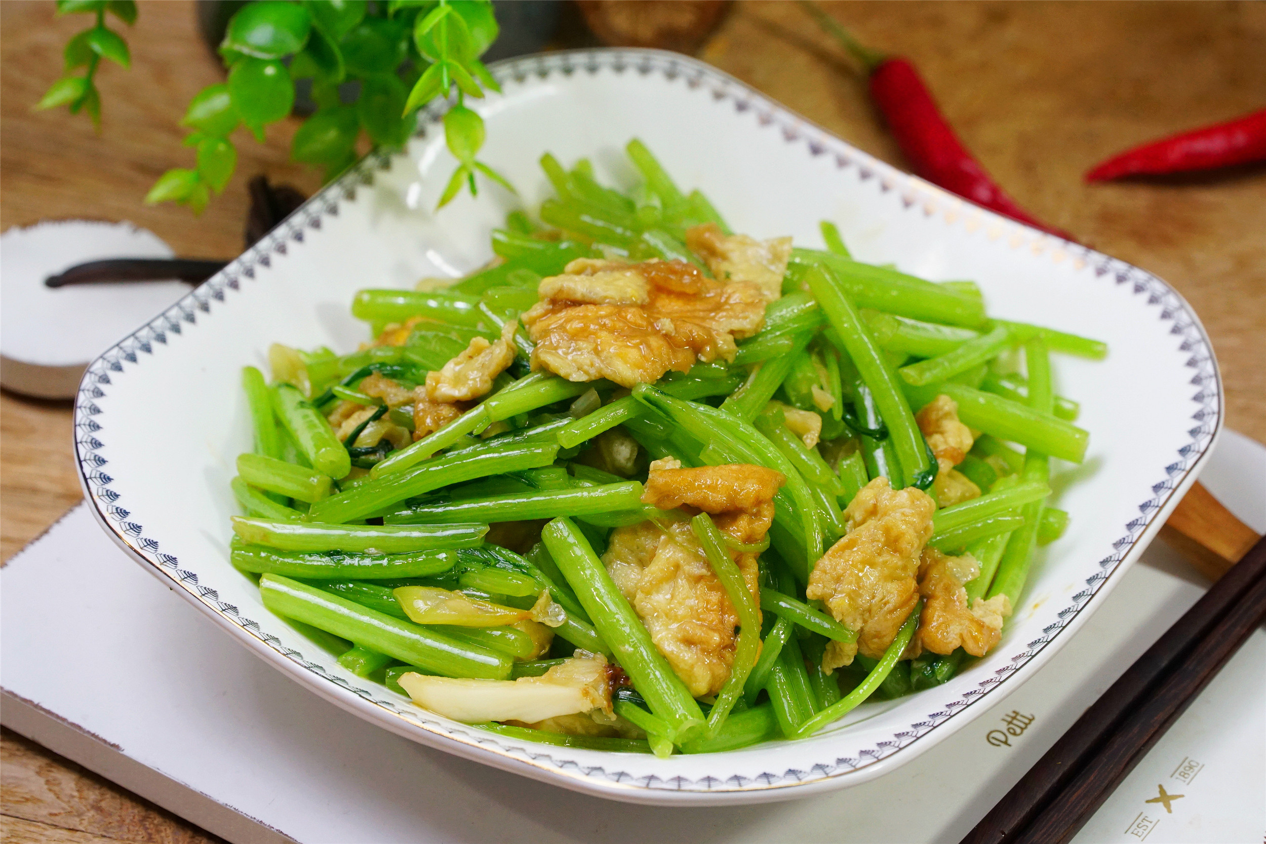 春天别忘了吃这五种野菜,春天一定要吃的皇帝菜