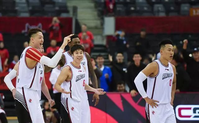 深圳队1.7绝杀,cba深圳队杨林祎绝杀