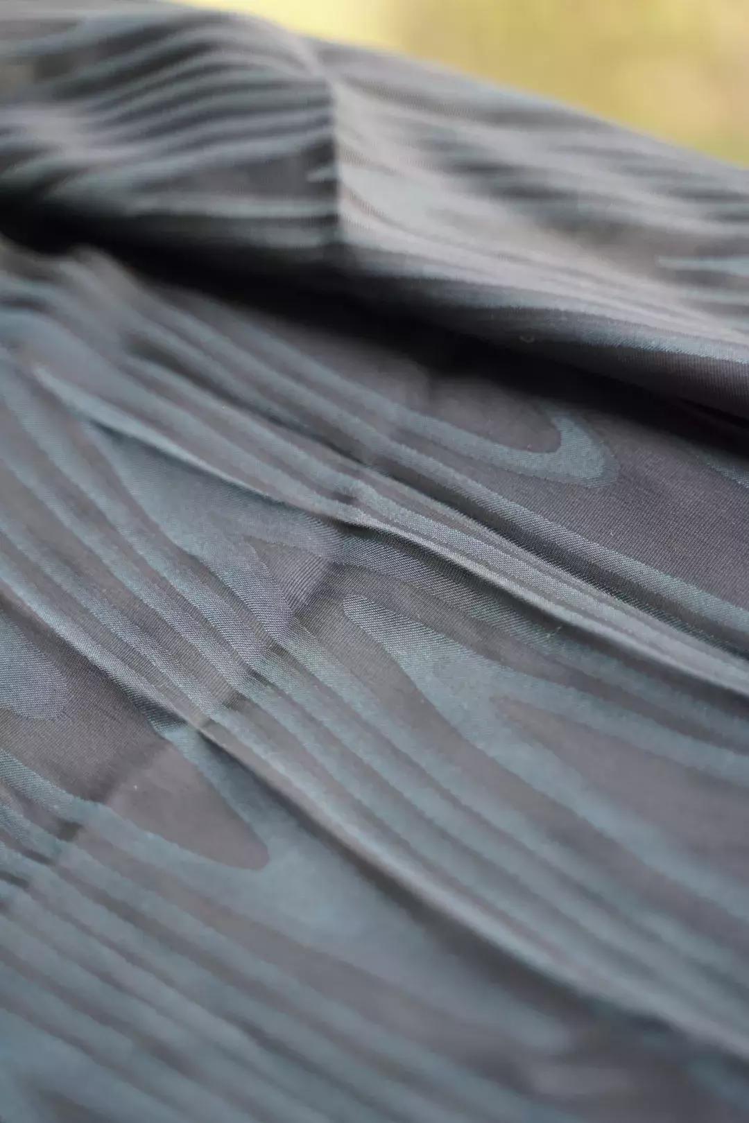 真丝衬衫羽绒服怎么清洗 (桑蚕丝羊绒衬衫怎么洗涤)