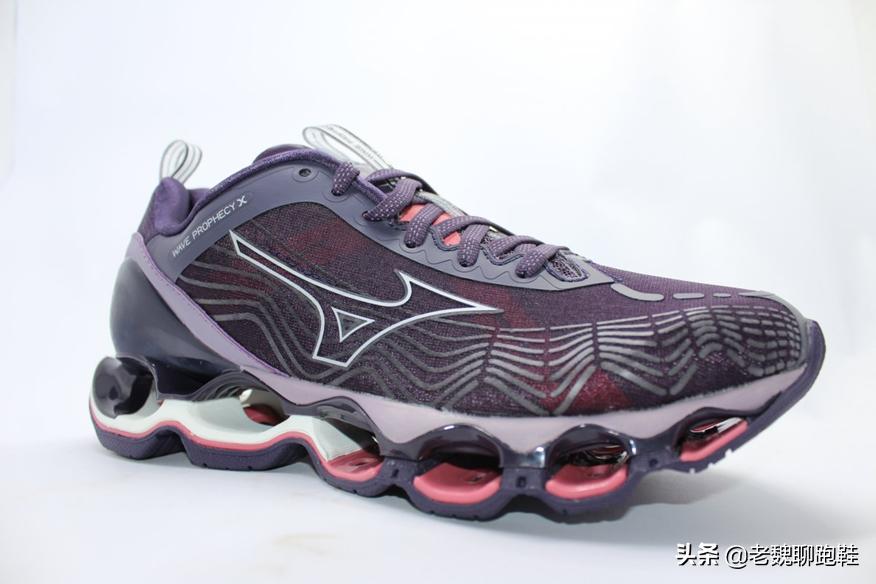 美津浓wave和亚瑟士gel哪个好,亚瑟士gel-flux与wavestream