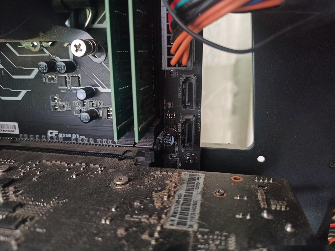 双机械硬盘怎么安装,500g固态硬盘如何安装台式电脑