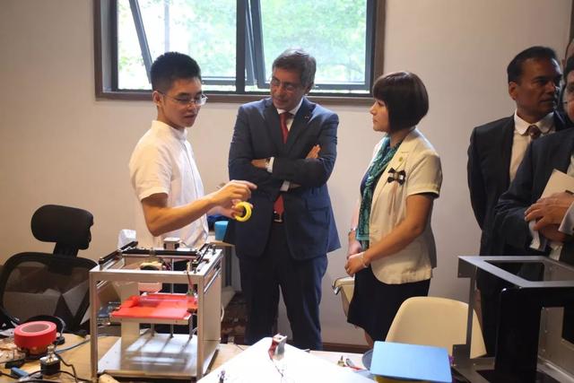 请回答菁蓉汇1789