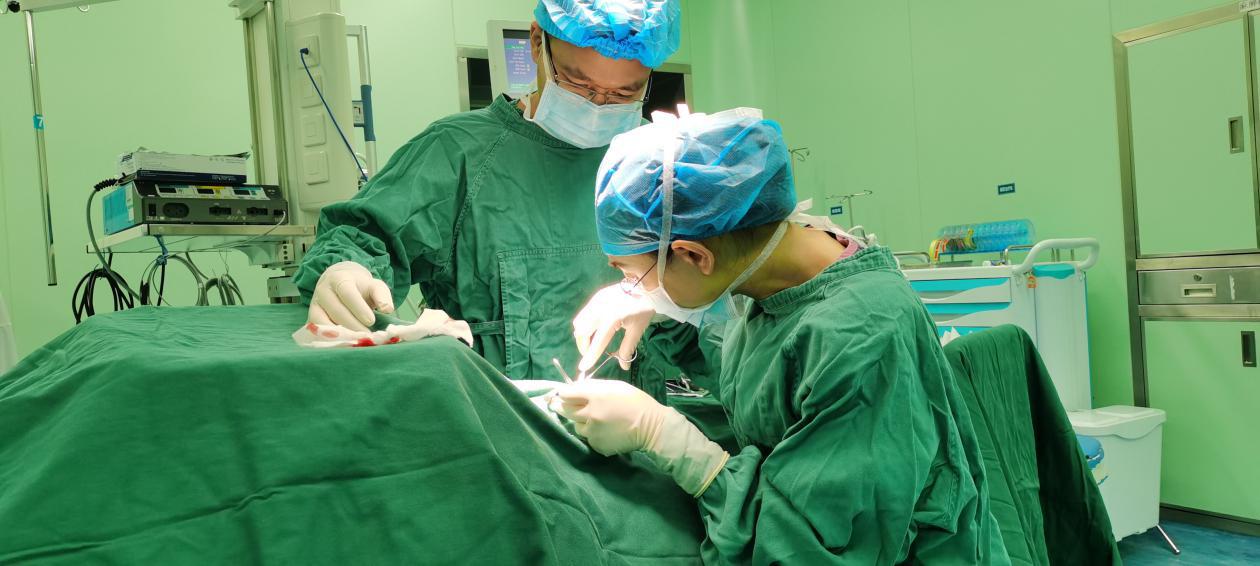 上眼皮松弛怎么锻炼,上眼皮下垂松弛严重