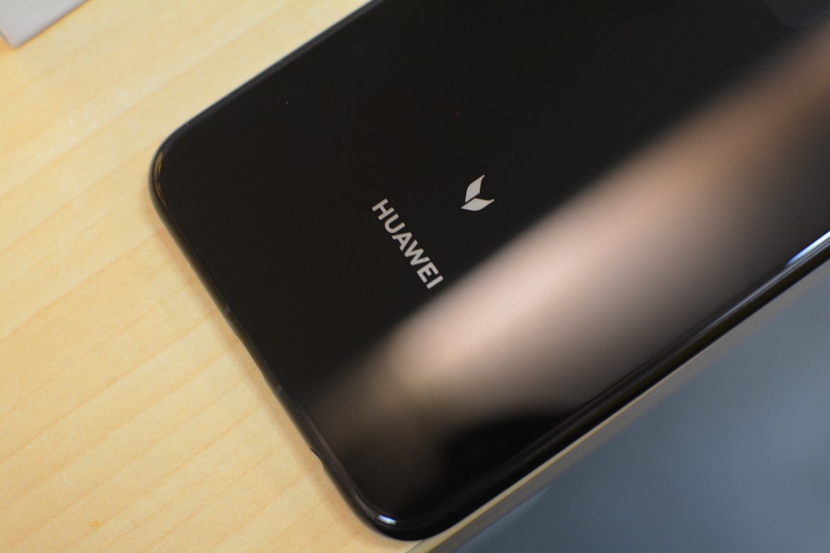 新品官宣,荣耀脱离华为前的最后一款旗舰