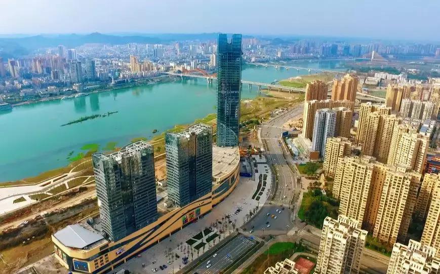 南充四大商圈哪个好,南充未来5年最好地段