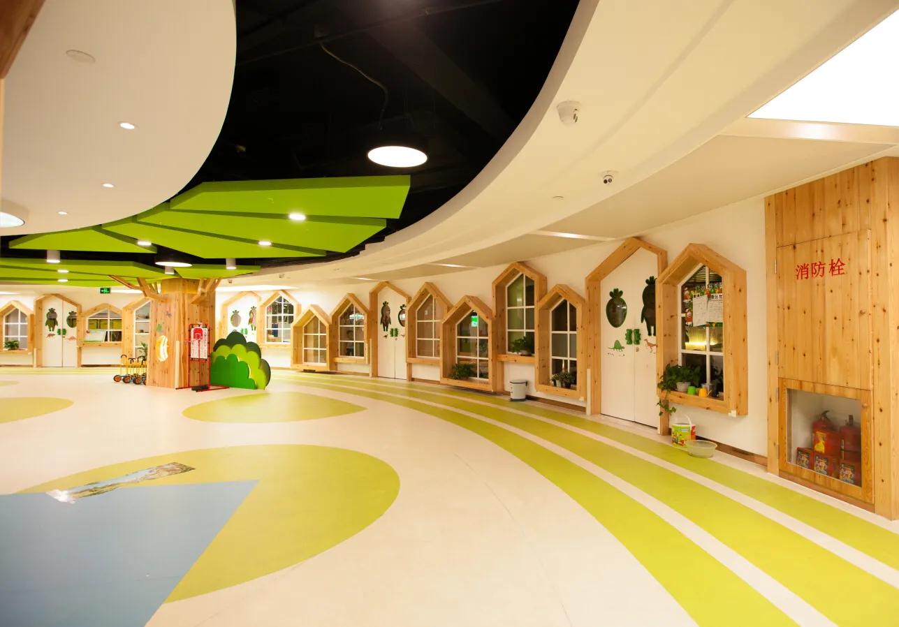 第一个日托中心,日托中心哪个好