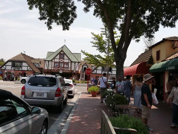 美国加州丹麦小镇,美国加州西雅图小镇