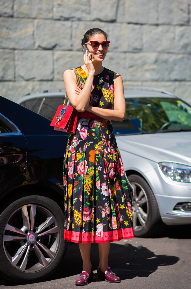 现在很流行的一个链条包,适合春夏的链条包推荐