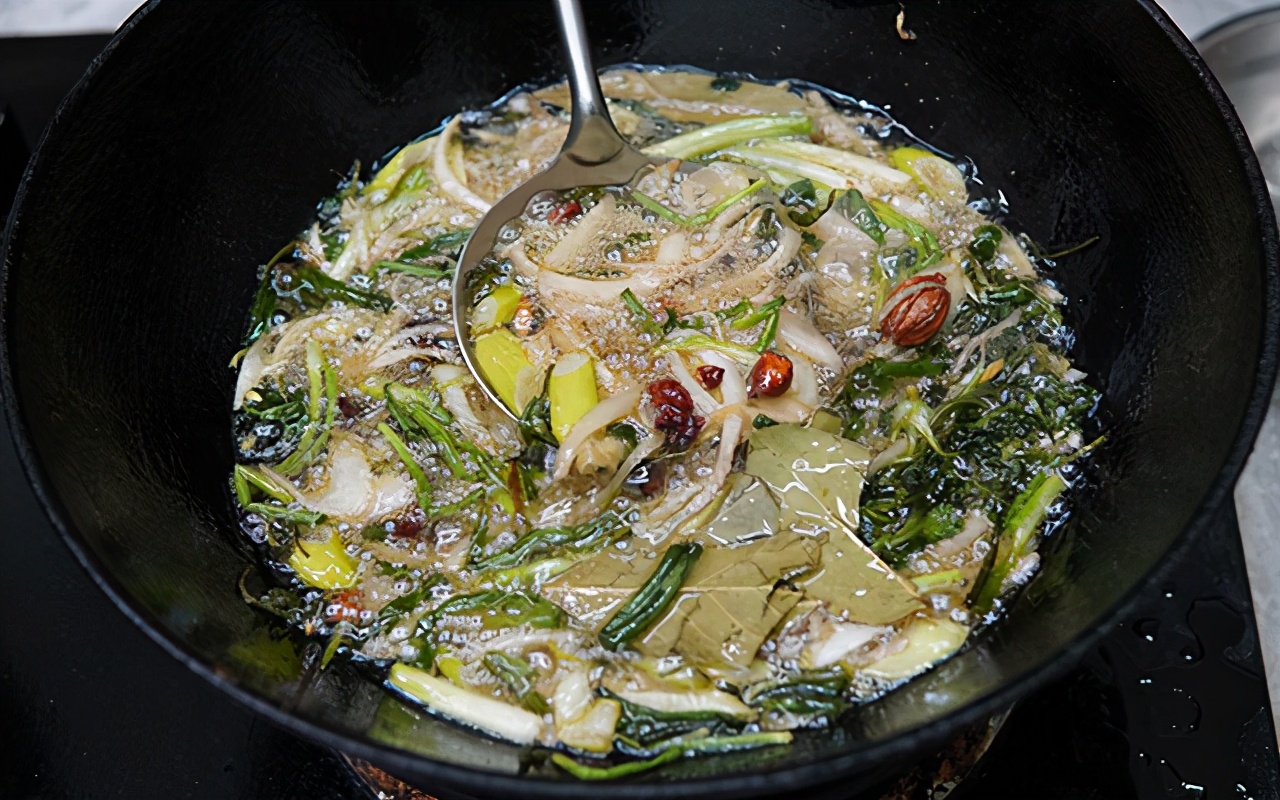 自制辣酱饺子,自制红油面酱料