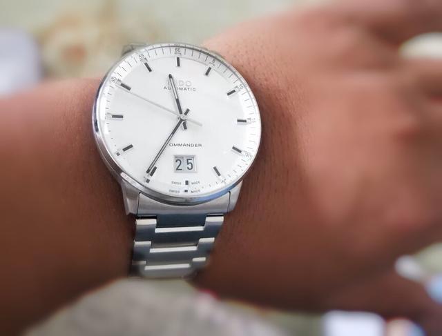 我说他是腕表界7000元级最佳男主角，你们有异议吗？