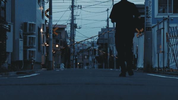 好友自杀后，他独自探访自杀胜地，有惊人发现