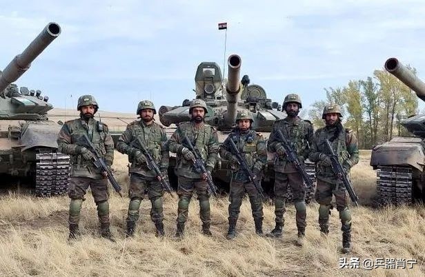 17年来最惨！印度在克什米尔遇伏背后，是英国人埋下的*药火**桶