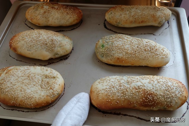 做出来的烧饼想要酥脆怎么和面,烧饼也能自己做和面有讲究