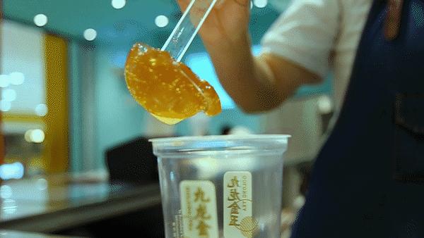 kfc芋泥冰淇淋直播,kfc新品芋泥瑞士卷