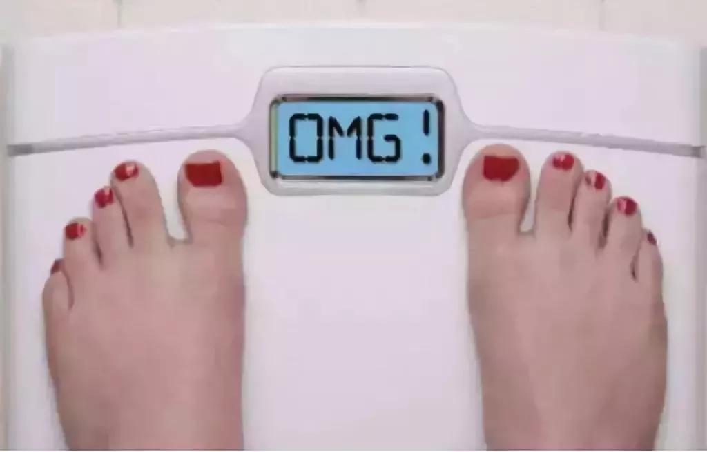 又一女孩因*肥药减**丧命！你不是在减肥，而是在自杀