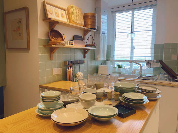 70平两室小户型，原木色的日式小清新，让家更温馨