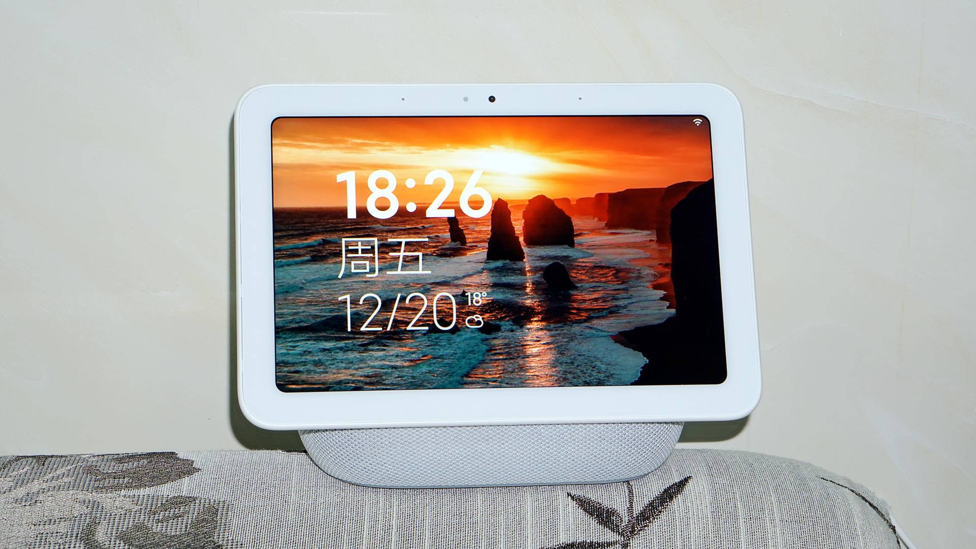 小爱触屏音箱pro8和平板,小米小爱触屏音箱pro8和10英寸