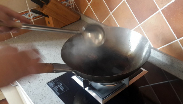 陈枝记和苏泊尔铁锅,山田锅好还是陈枝记好