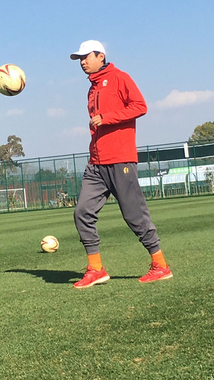 中新网探访恒大足校,央视报道恒大足校