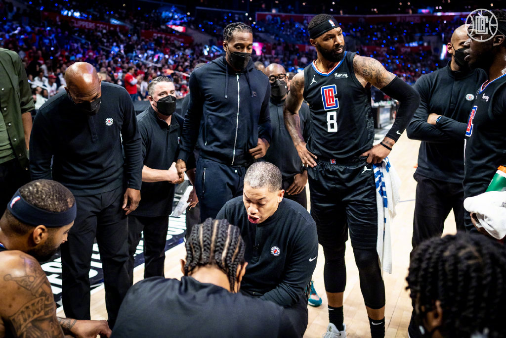 两年过去，颗粒无收！把詹姆斯树立为假想敌，你是否贪得无厌？