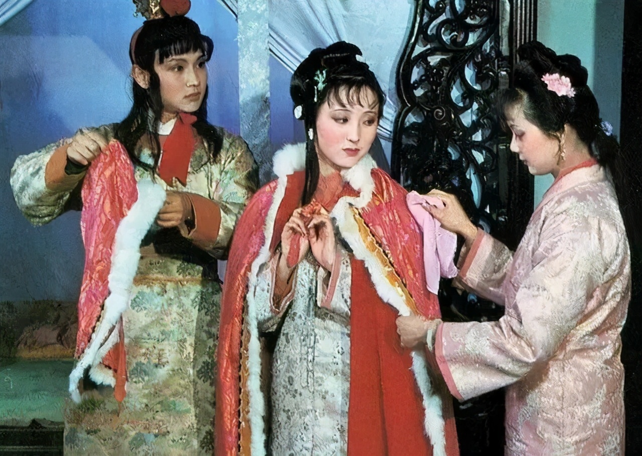 蒋勋宝玉黛玉的缘分不可取代,蒋勋评价黛玉的长相