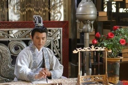 李煜最经典的十首词,李煜最悲凉的一首诗