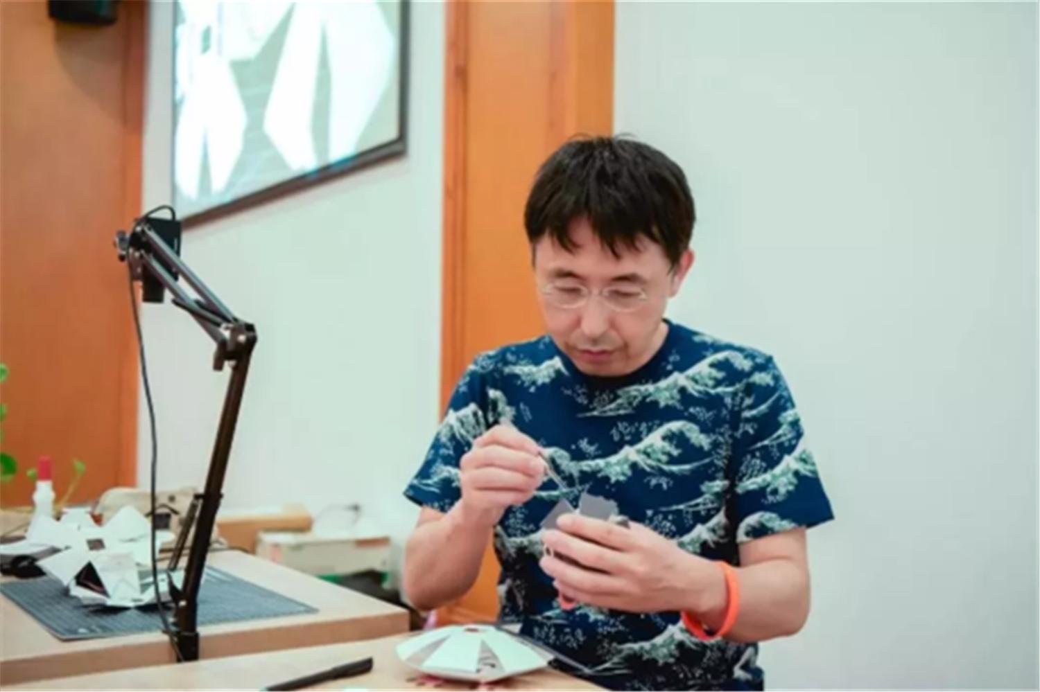 15岁考入麻省理工,十岁就考上麻省理工的天才