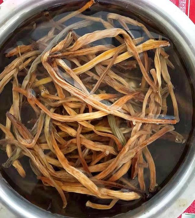 天然“黄体酮”被找到，女人隔三差五吃，皮肤紧致了，人更美